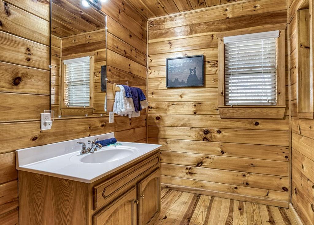 Wilderness Lodge, Hot Tub, Game Room, Pool Access, 1089 Free Tickets Each Paid Day, Dollywood And M เซอเวียร์วีล ภายนอก รูปภาพ