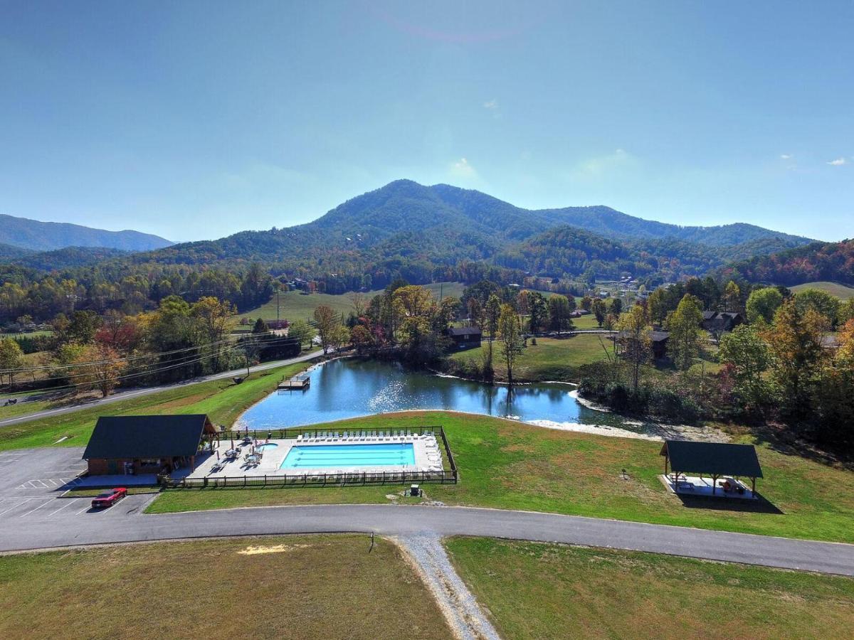 Wilderness Lodge, Hot Tub, Game Room, Pool Access, 1089 Free Tickets Each Paid Day, Dollywood And M เซอเวียร์วีล ภายนอก รูปภาพ